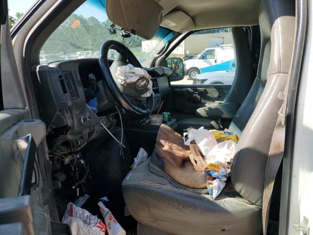 Chevrolet Express Image 13