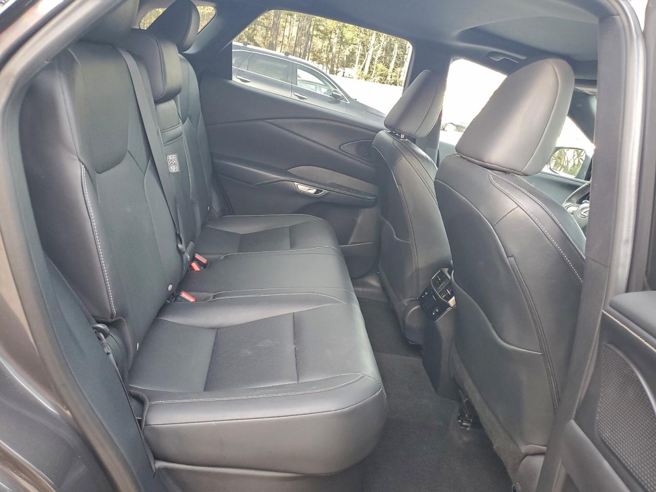 Lexus RX 350 Base Image 6