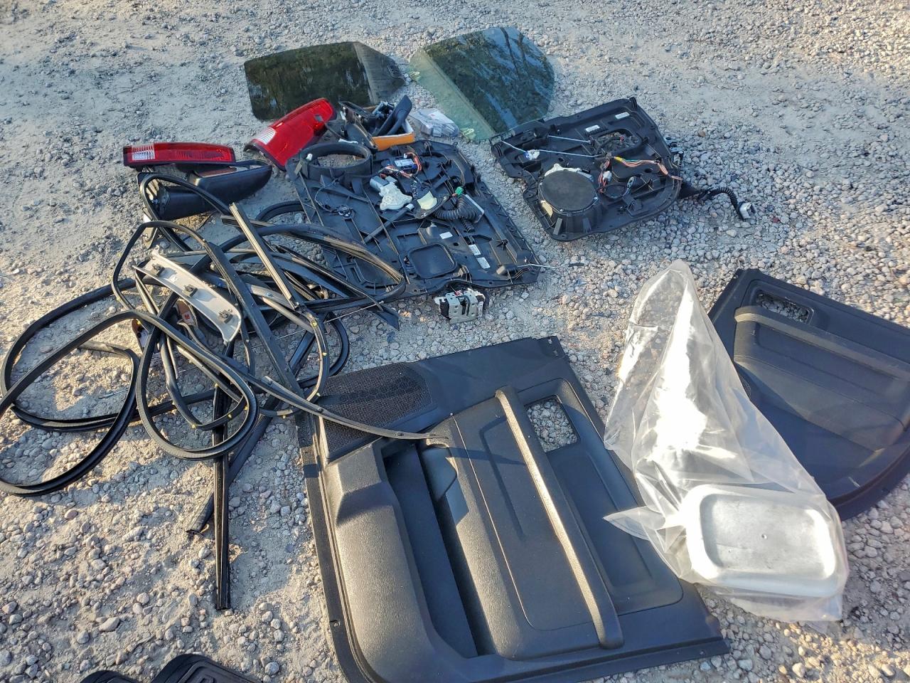 Ram 1500 St Image 12