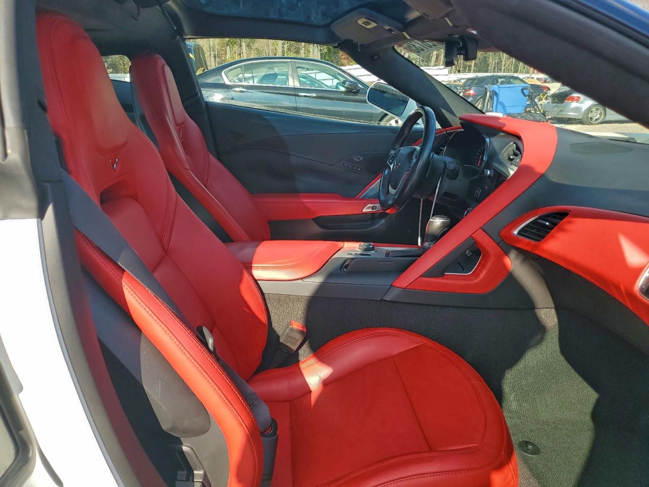 Chevrolet Corvette Stingray Z51 3lt Image 7