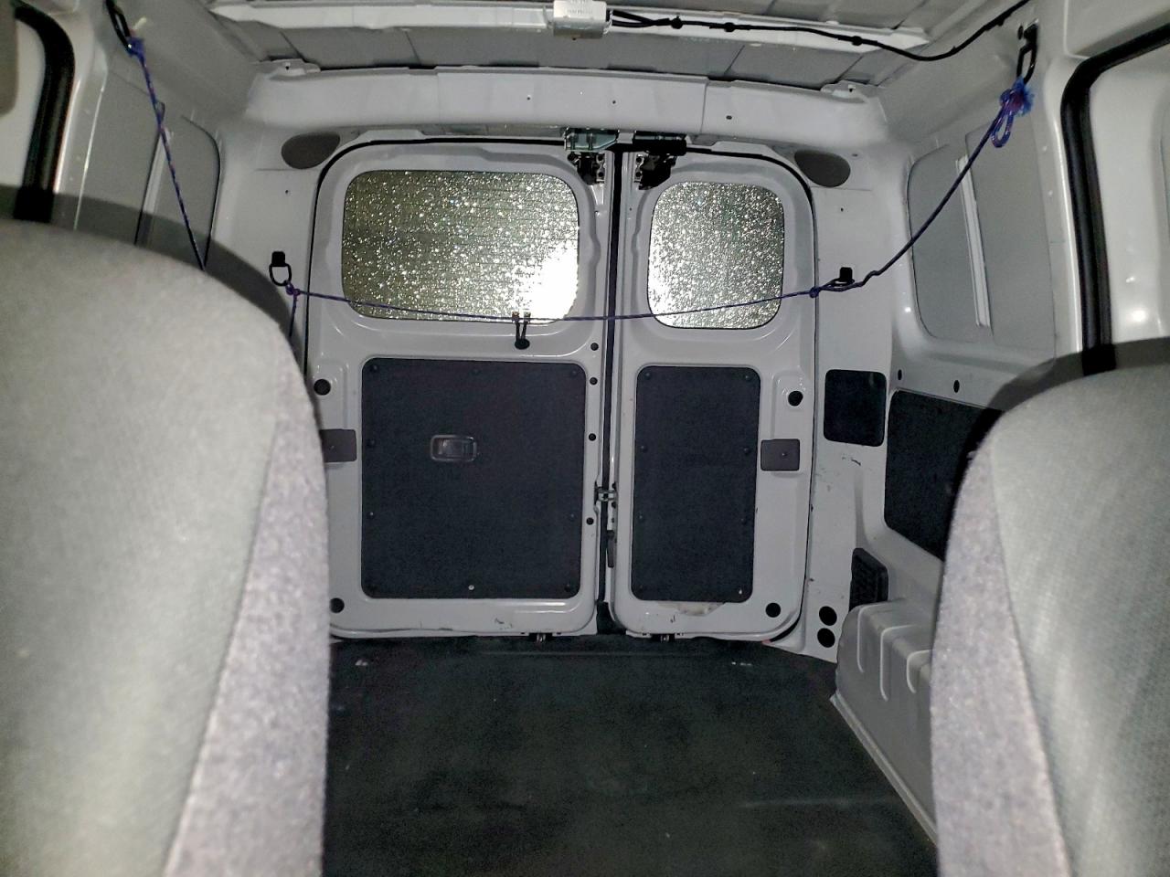 Nissan Nv 2.5s Image 5